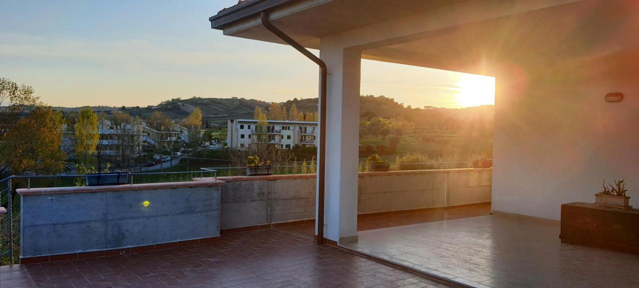 Casa Vacanze Cerreto 2 Apartman Miglianico Kültér fotó