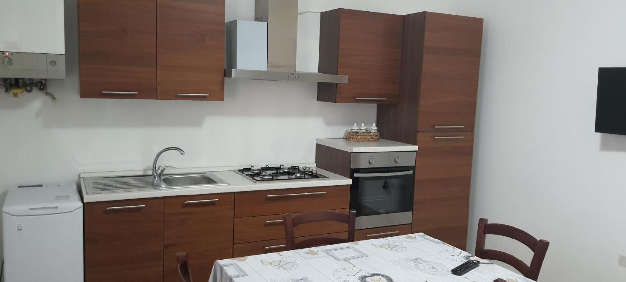 Casa Vacanze Cerreto 2 Apartman Miglianico Kültér fotó