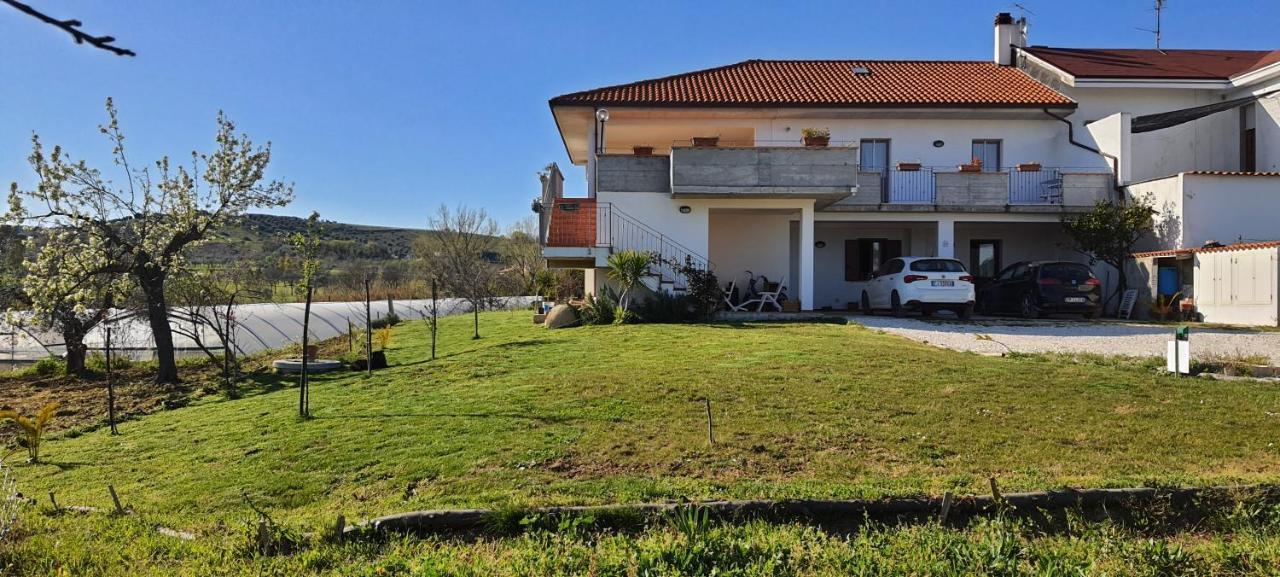 Casa Vacanze Cerreto 2 Apartman Miglianico Kültér fotó