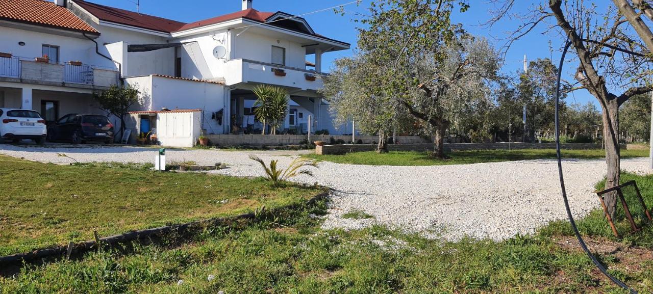 Casa Vacanze Cerreto 2 Apartman Miglianico Kültér fotó